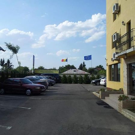 Motel Cool Bărcăneşti Екстериор снимка
